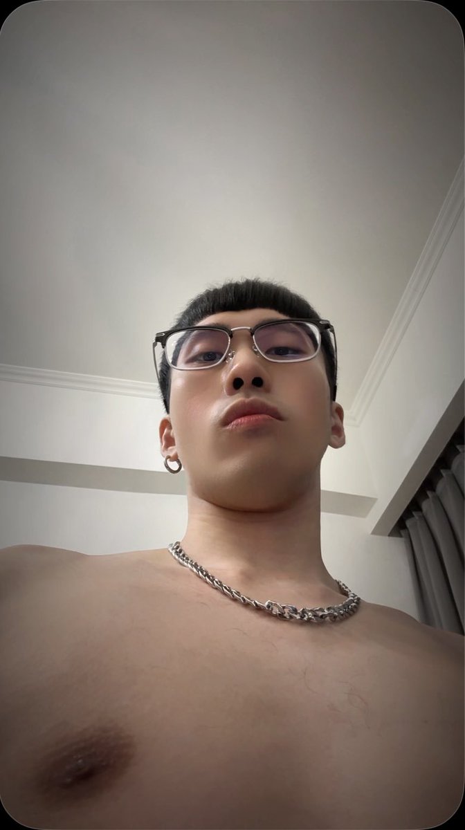 17haohao520's tweet photo. 誰要當幸福的屁股～～
17.6猛1～～找0⋯
有人要交往嗎🐶
需要一個戀愛腦的男友  認真的找我
奶油很多別噎到了。
(轉發+留言)抽9個送洨禮物🎁
想看的按❤️ 轉發 留言+1
想穩定+2
想色色+3

#學生 #大屌 #猛干1 #棒球隊 #奶狗 #眼鏡 https://t.co/ZmZcz3tTeT