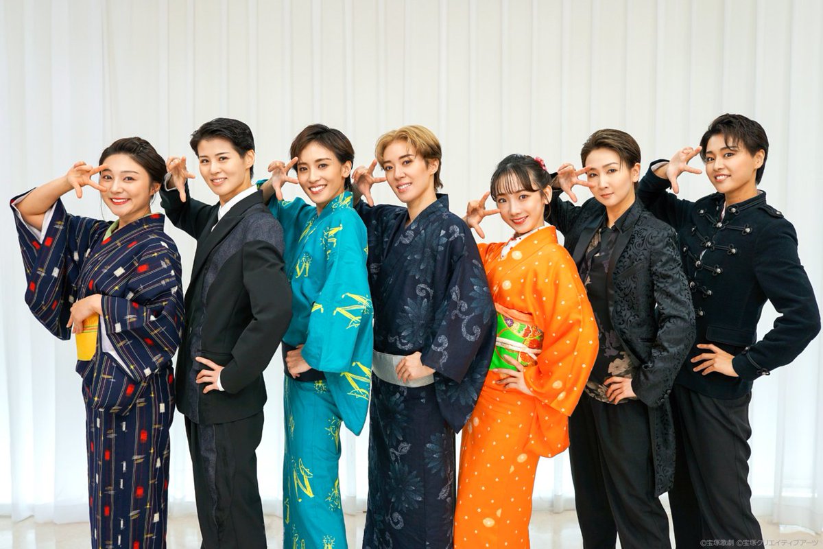 skystage_info's tweet photo. 【NOW ON STAGE 月組公演『稲妻開化譚－イナズマカイカタン－』】

＼本日13日(日)19:00より放送！／
放送に先立って、ページを公開しました✨

▼こちらからご覧ください▼
https://t.co/gEAoFvgk0F https://t.co/mJc0d0a808