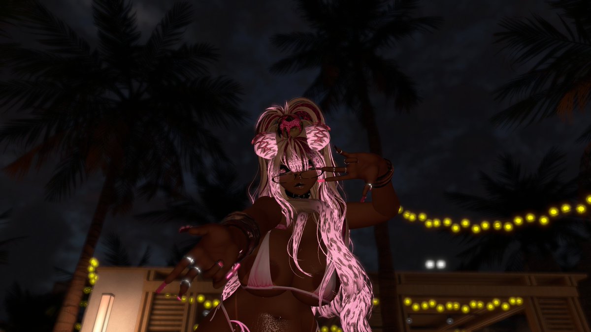 mahmahulpi's tweet photo. hi from the beach~ 🩷

Avi: Lola Yume by @milkfbx 
#vrchat #vrchatphotography https://t.co/8QHLzIiUf2
