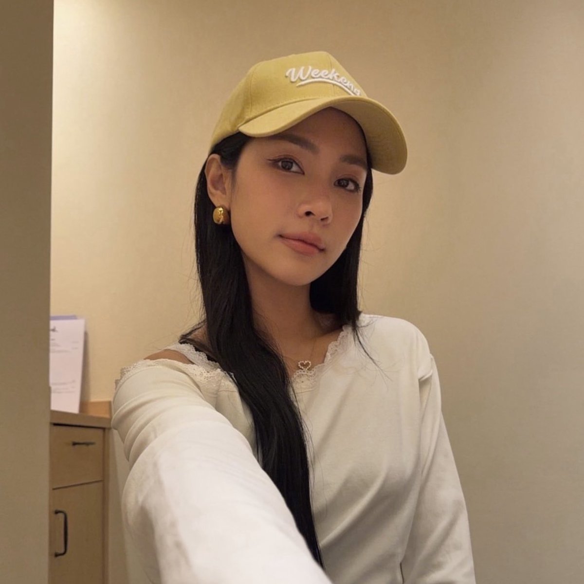 gimmemorrning's tweet photo. พฤติกรรมเปลี่ยนตามสีหมวก https://t.co/Tx75X0IYgD
