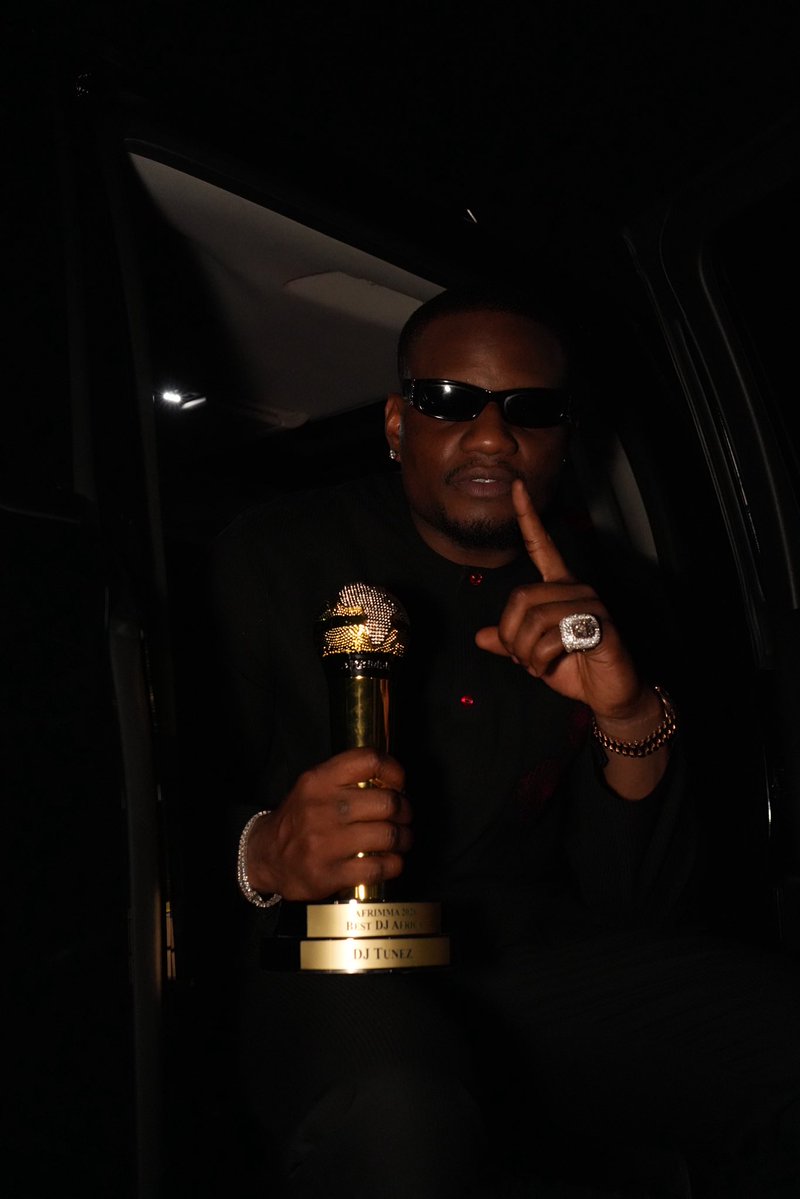 DJ_TUNEZ's tweet photo. OGBAFIA NUMBER 1! 🏆❤️

GOD BLESS AFRIMMA AWARDS &amp; EVERYONE THAT VOTED FOR ME! 

BEST DJ AFRICA &amp; THE WORLD! 🌎 

S T A R B O Y. https://t.co/MfVU71CKwu