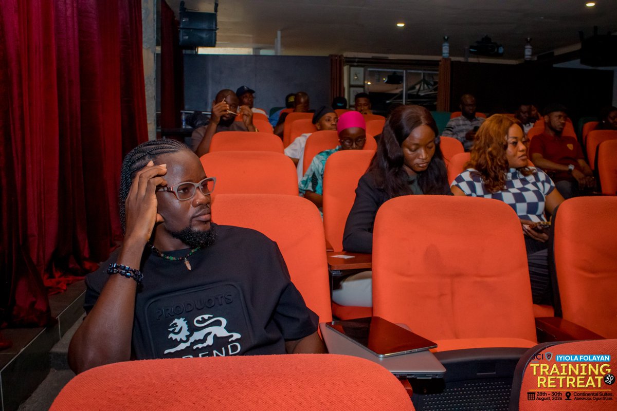 c_spydo's tweet photo. The best sessions aren’t one-way conversations.
They’re the ones where questions are asked, assumptions are challenged, experiences are shared, and everyone leaves with something new to think about.
That was one of the highlights of The AI Advantage.
#TheAIAdvantage #AIFluency #Learning #Leadership #JCIIbadan #FutureOfWork
