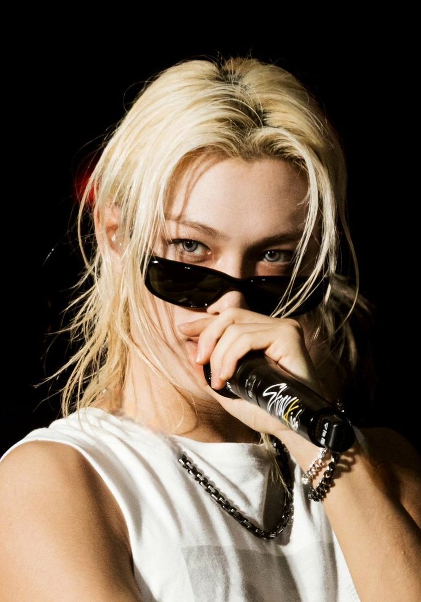 viraltakes's tweet photo. #Felix of #StrayKids looks amazing at Rock in Rio. https://t.co/9OYcRflHcW
