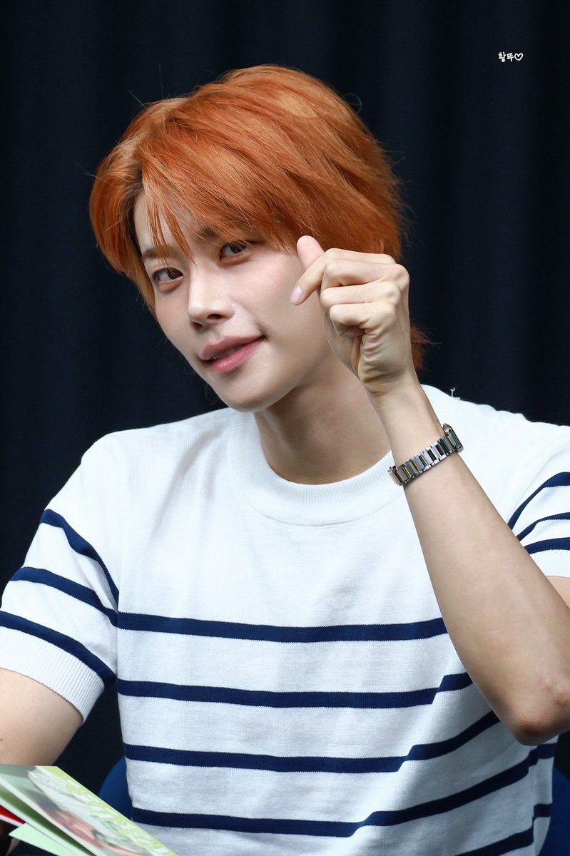 MJ__heart's tweet photo. 260913 후즈팬스토어

🧡😘🥰🧡

#엠제이 #MJ #김명준 #아스트로 #ASTRO https://t.co/2iVrs3sl1S