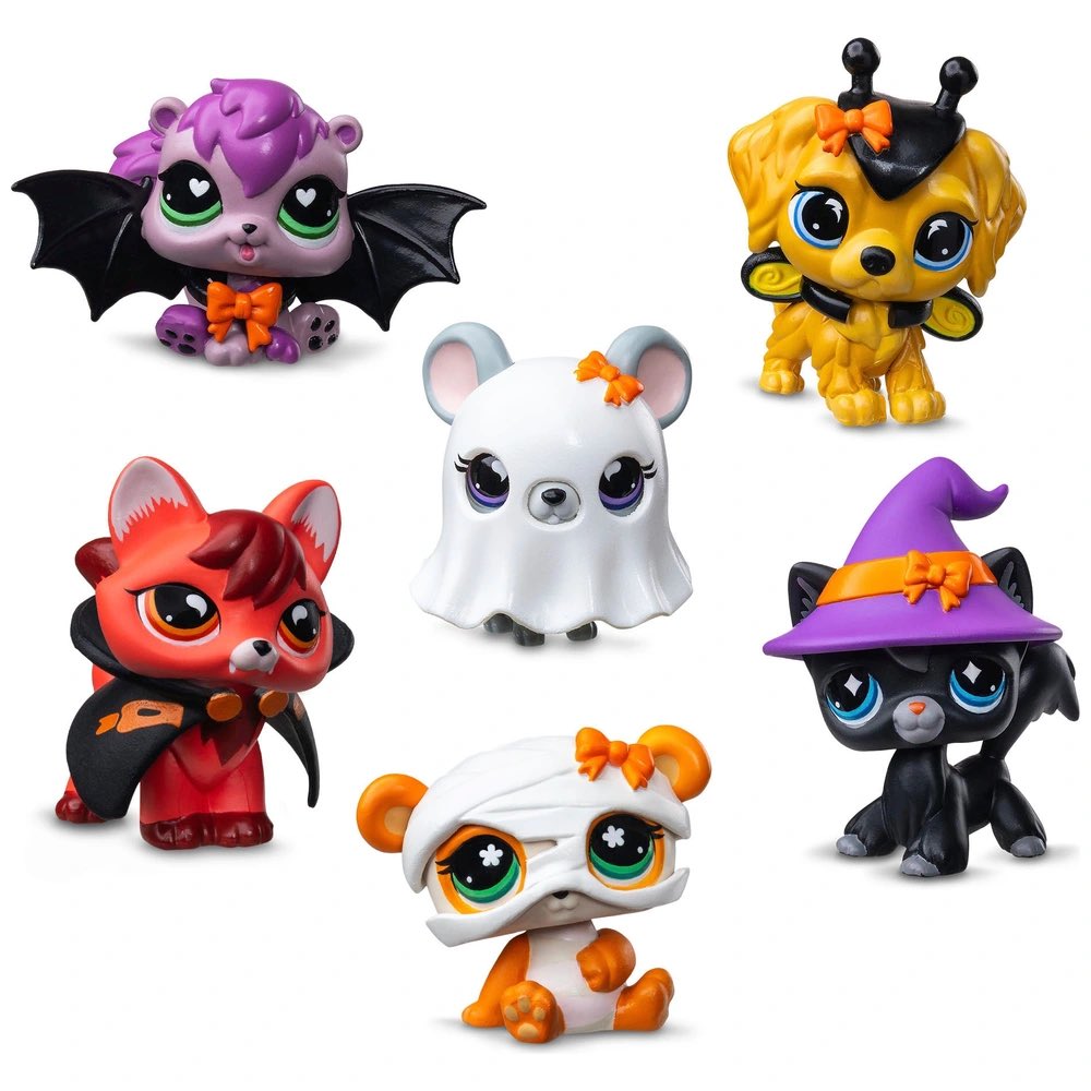 wildestpetshop's tweet photo. i need the fox and the cat so bad https://t.co/IbI471FF88