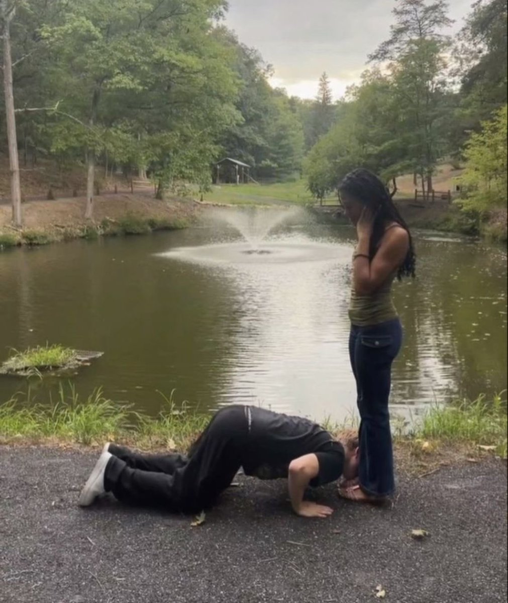 serwaathevirgin's tweet photo. It’s Sunday  Fellas 👸🏽👸🏽👸🏽 https://t.co/ith3nCS4n6