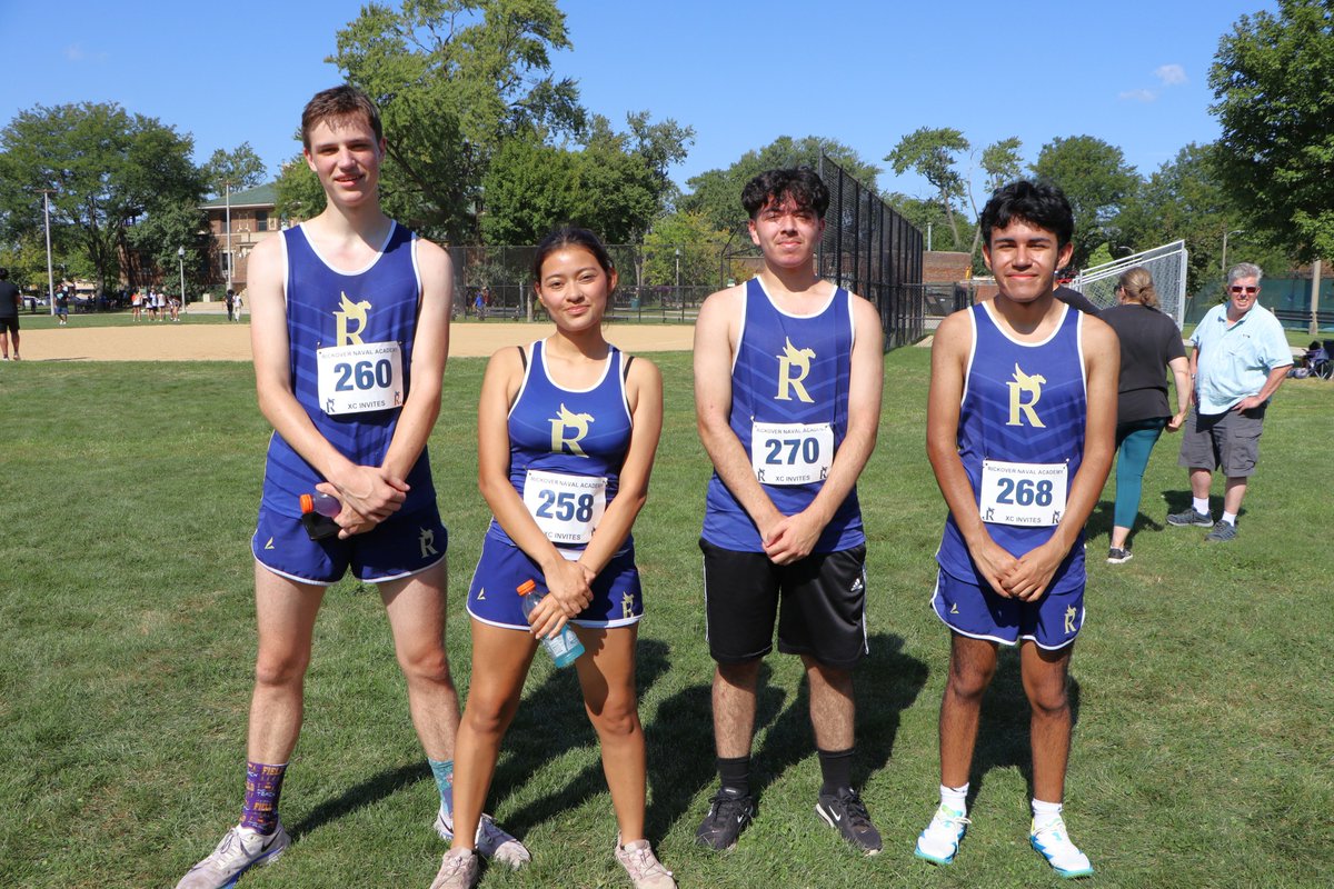 RickoverNavalHS's tweet photo. Ready, set, go . . . Rickover Cross Country is off and running! @ChiPubSchools @CPLAthletics #CrossCountry https://t.co/QegayfEKnN