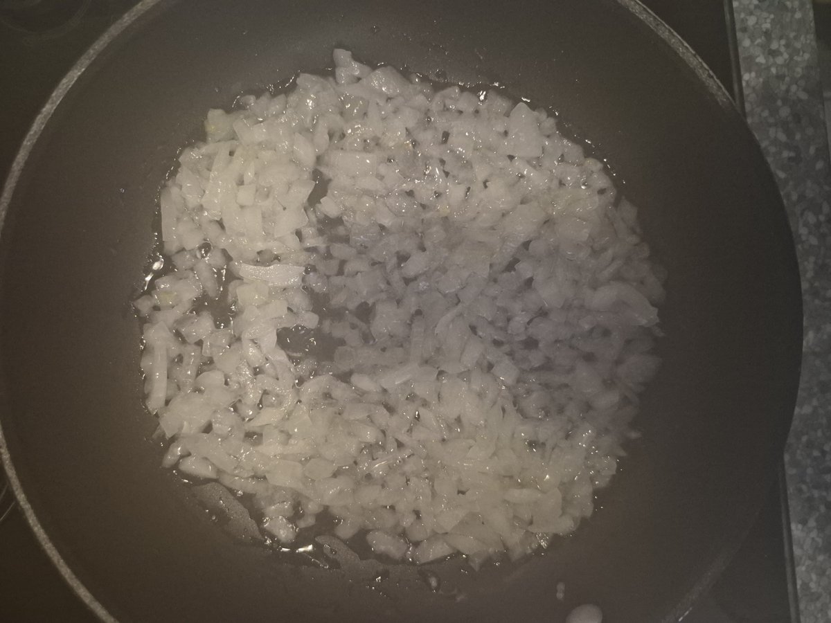 pepkuuu's tweet photo. Co dobrého jste měli včera na  oběd vy? https://t.co/xZLiOwj2dR