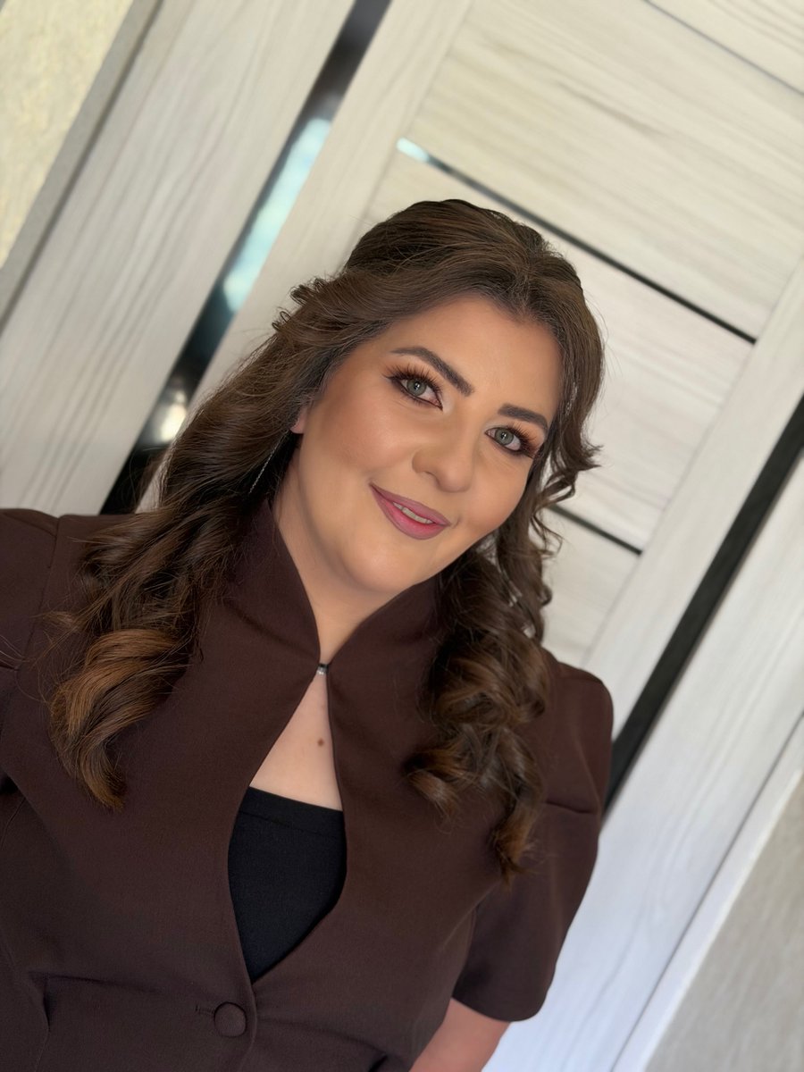 Rangel71000's tweet photo. @anna. _. mkrtchyan96 💫
@_hair_by_anahit https://t.co/akZ9VVeZ86
