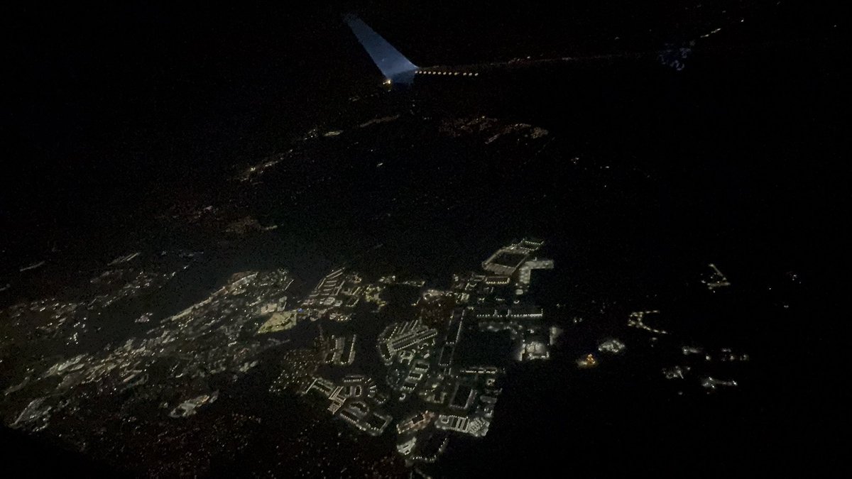 nexesfpx's tweet photo. boeing didnt kill me this time i am waiting for the day it does https://t.co/5eGlD6F6SY