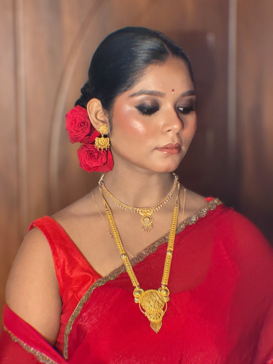seldacantemur1's tweet photo. Biswajit'z Signature Makeup 💄 @makeup_artist_biswajit_. Any kind of makeup bookings contact
Contact: 7439331014 call/wp..... https://t.co/pUiQ26H5V8