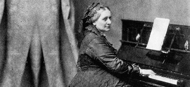 mariobianchi18's tweet photo. Il #13settembre 1819 nasceva #ClaraSchumann. Pianista tra le più importanti dell'era romantica. Ella stessa fu nota compositrice come il marito Robert. Ebbe gusto per i nuovi compositori dell’epoca, Chopin e Mendelssohn, inserendo anche opere di Haydn, Mozart, Brahms e Beethoven. https://t.co/317KHvY090