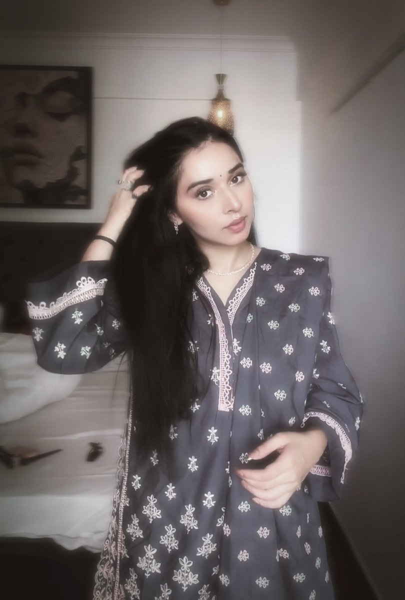 jagat_tripti's tweet photo. Tanya! 💜🫶

@itanyamittal
Looking so beautiful ❤️‍🔥🤩
Keep shine  💫🧿

14th day to go for ur birthday! 🥳

#TanyaMittal 
#TanyaBirthdayFiesta https://t.co/pWQSI9WGrD