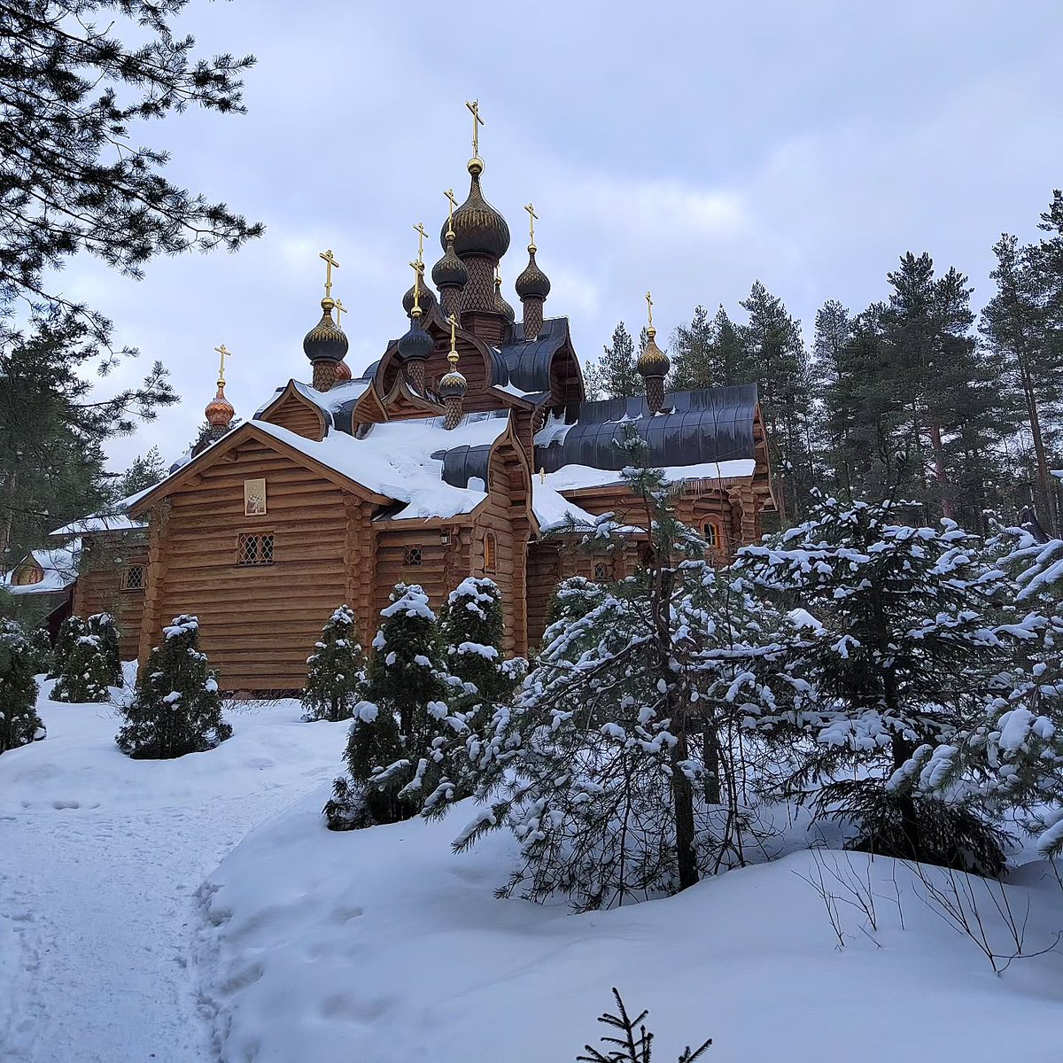 AVAONG's tweet photo. Поздравляю с Крещением Господним! Желаю, чтобы вера укрепляла вас и каждый день был наполнен светом Христовым! Пусть освященная вода смоет все ваши печали, тревоги и болезни, очистит душу и тело, принеся в ваш дом мир, достаток и благодать! » https://t.co/lquazOQtQA