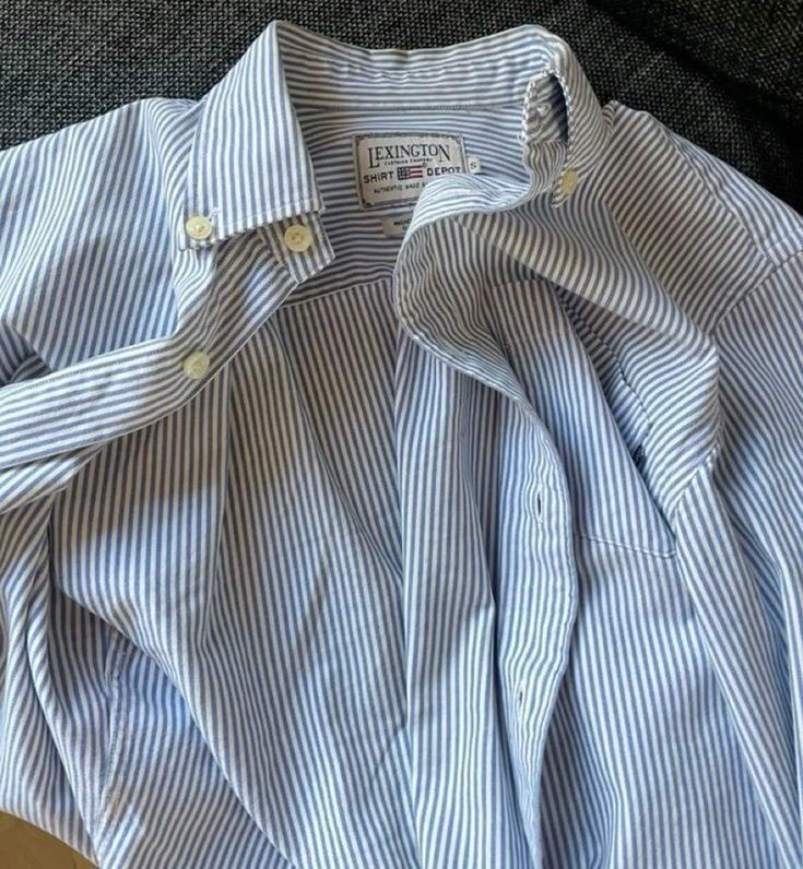 greenhikun's tweet photo. casual kemeja stripe sangat cantik detail garisnya.. https://t.co/zQxu5qSQTo