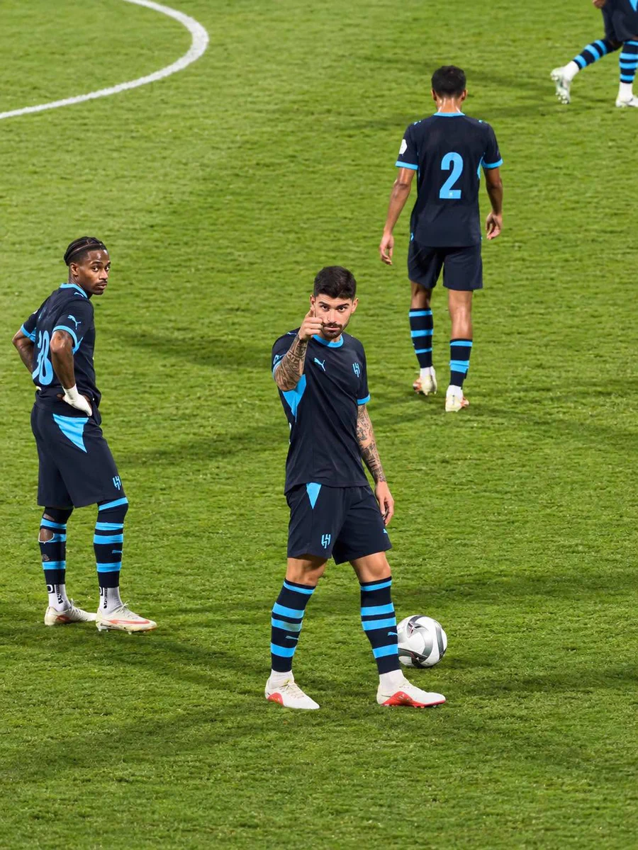 Football Tweet ⚽ on X: "🚨 Cristiano Ronaldo reacts to the shameful  behaviour of Al-Taawoun fans towards Ruben Neves, who used the name “Diogo  Jota” in an attempt to unsettle him: 🗣️ “