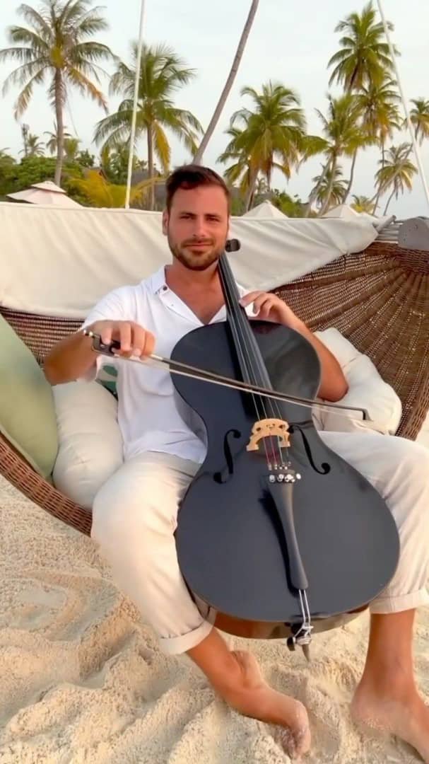 Hausercellos309's tweet photo. Find your rhythm. Then play it loud https://t.co/AGePrpcfv4