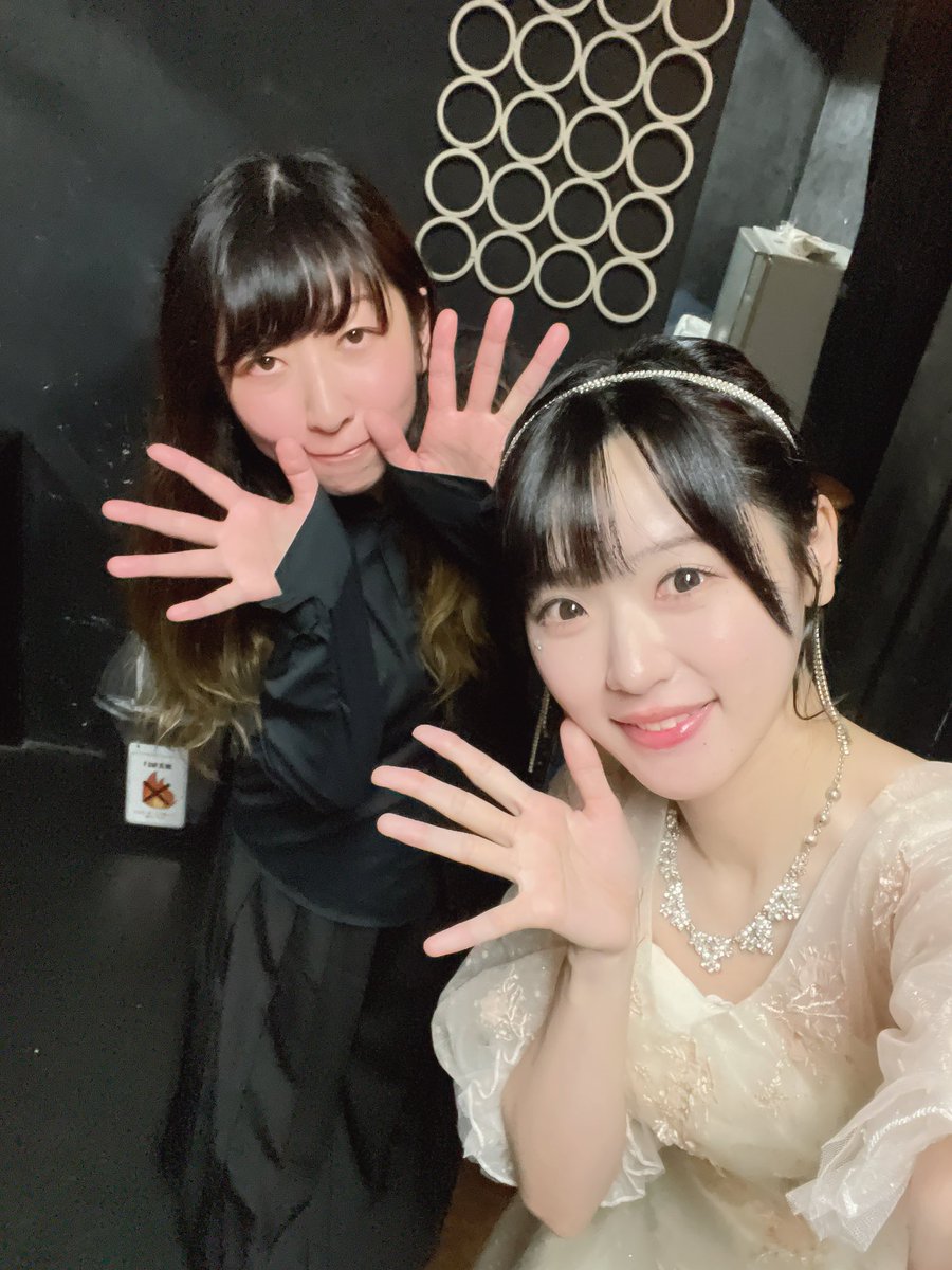 ari_3310's tweet photo. 本日は亜利美里バラードだけのスペシャルONE-MAN-LIVEでした！
渋谷LOFT HEAVENさんという素敵な空間で一つ一つ大切な歌や好きな歌たちをお届けしました🎶
受け取ってくれてありがとう😌💛
そして初めてのCathy Wellinciaさんとのコラボもいかがでしたか？
またバラードワンマン、できたらいいな！ https://t.co/Fa3wHbeWNv