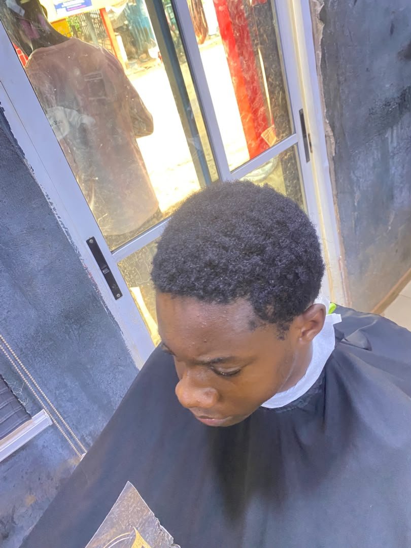 FanzyBlendz's tweet photo. Same person. Different energy. 🔥
Never underestimate what a proper haircut can do. https://t.co/NkqFuNMdSI
