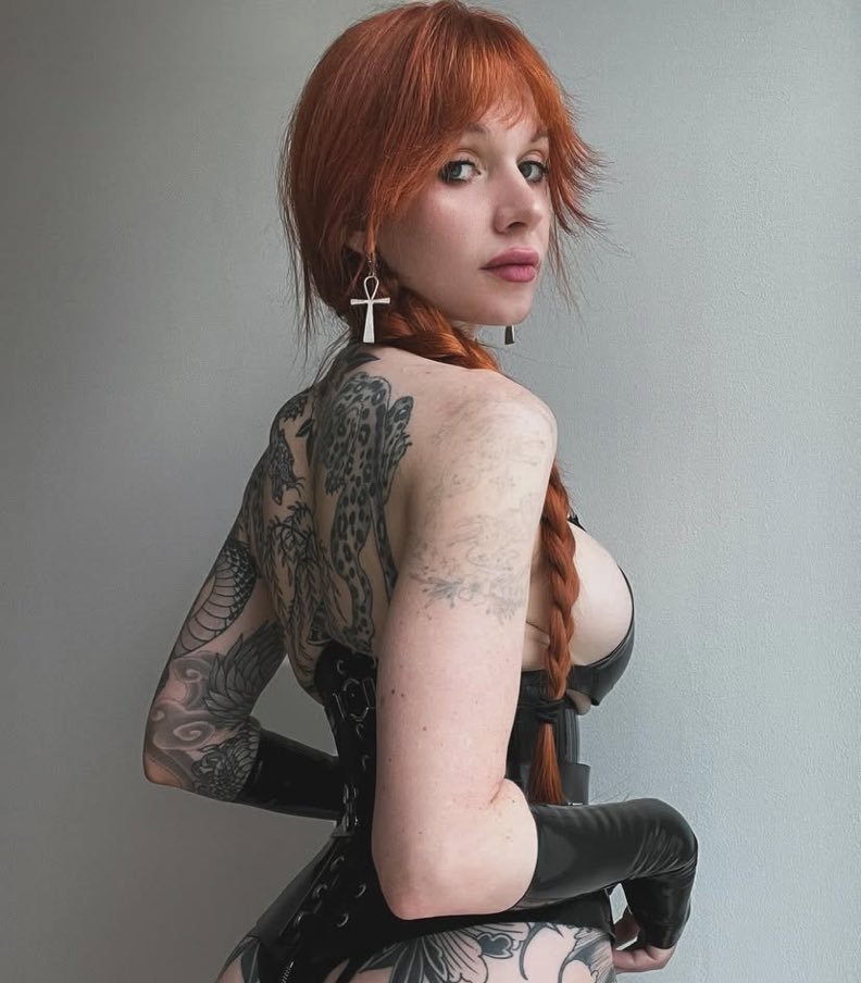 Redheaded013 tweet picture