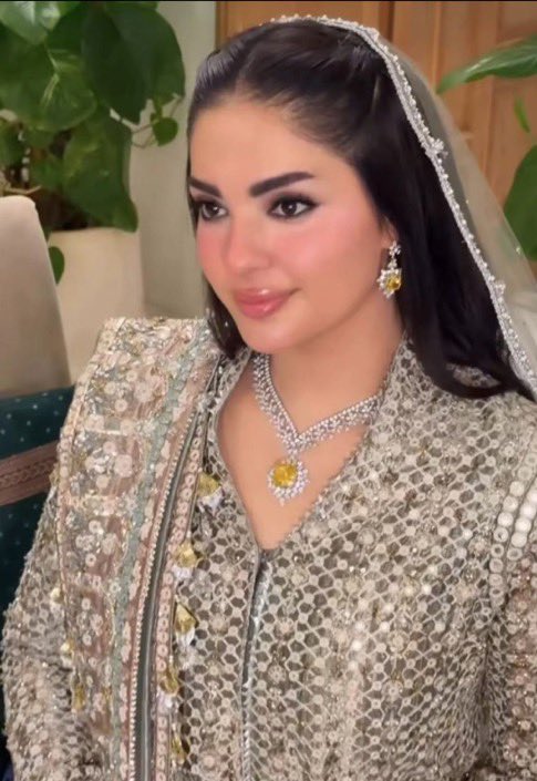 PGTAnalytics's tweet photo. 🔥 BREAKING 🔥

Reports are circulating on Pakistani social media claiming  that the Chief Minister of Punjab, Pakistan, gifted her daughter a high-end jewellery suite valued at  US $42 million for her wedding.

The jewellery being referenced in these reports is Le Soleil by Mouawad, an extraordinary high-jewellery suite featuring exceptional white and yellow diamonds. Its centrepiece is a spectacular necklace set with a 62.34-carat Fancy Intense Yellow Diamond, accompanied by matching earrings, a ring and a bracelet. The complete suite has an estimated value of US$ 42 million.

Le Soleil is a spectacular high-jewellery creation by Mouawad⁠, a world-renowned luxury jewellery house with more than 130 years of heritage in exceptional gemstones and craftsmanship. Mouawad creations have been worn by royalty and some of the world’s most prominent celebrities. 

The Maison’s official celebrity archive includes names such as Jennifer Lopez, Kim Kardashian, Nicole Kidman, Celine Dion, Paris Hilton, Gigi Hadid, Kendall Jenner, Naomi Campbell, Sofia Vergara, Britney Spears, Christina Aguilera and Elizabeth Taylor.  More recently, Mouawad reports that Zendaya wore its Majestic Diamond Suite at a London premiere in July 2026, while Madonna wore the same iconic suite during a London press tour.