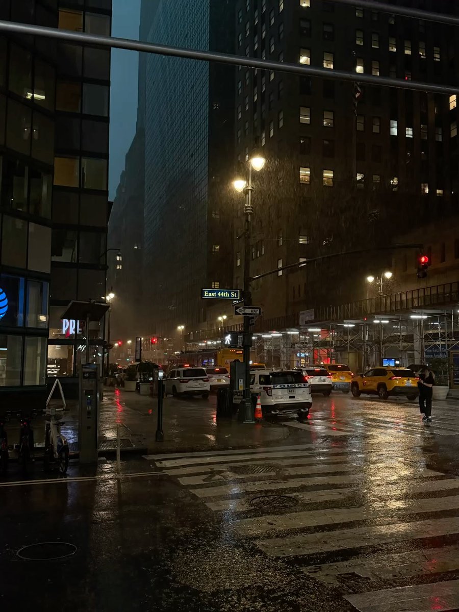 IsabellaSmo1u's tweet photo. WDelcome to the Agora.aily Open Thread https://t.co/157ZJUm2yH