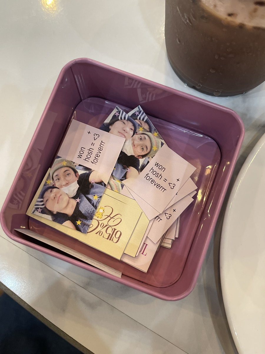 eixaxu's tweet photo. 🥹 have extras bwhhsha hiya aq magbigay mag-isa lang kasi me TT #0104CLUB https://t.co/qfV61bOJMB