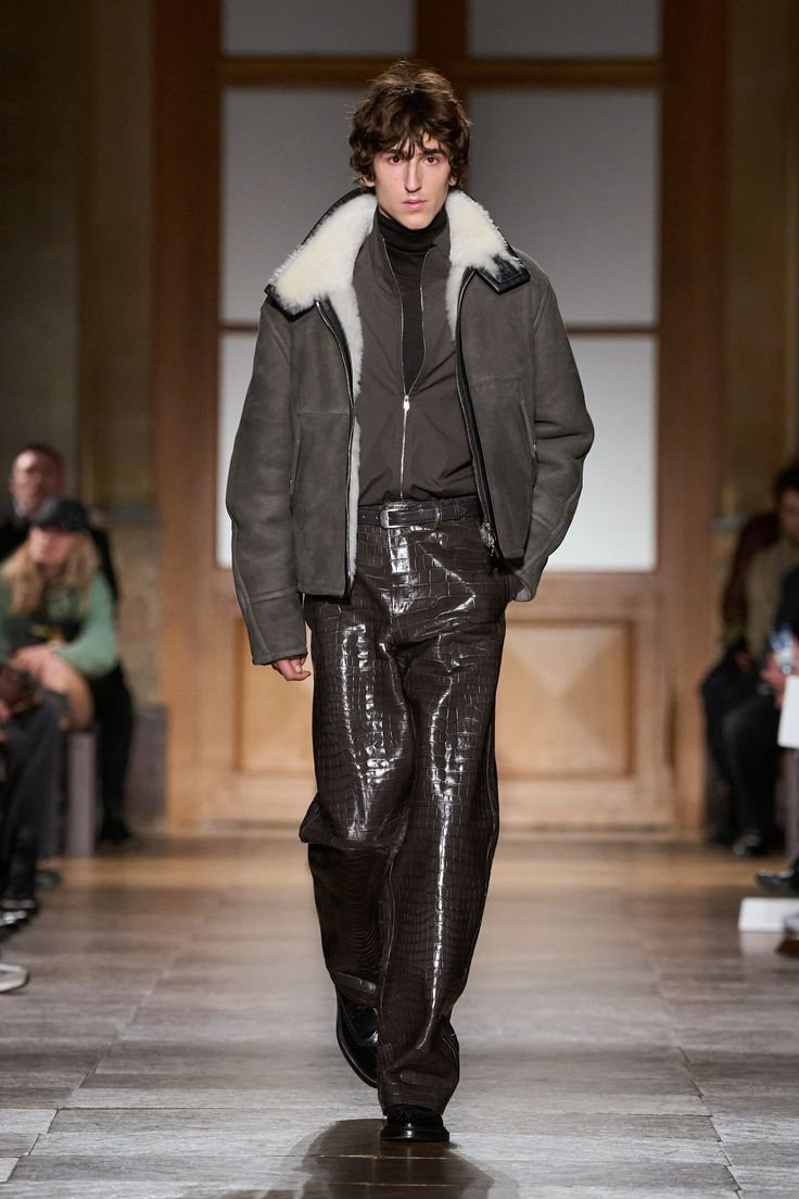 byMadeStudio's tweet photo. 🚨Hermès Fall 2026 Menswear Collection https://t.co/xEAJYRj8cF