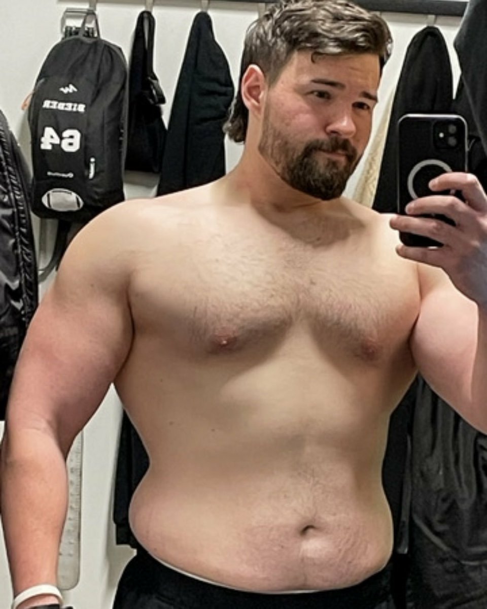 blazebear6ru2's tweet photo. Lightest, heaviest and current https://t.co/x3to0xg8mf