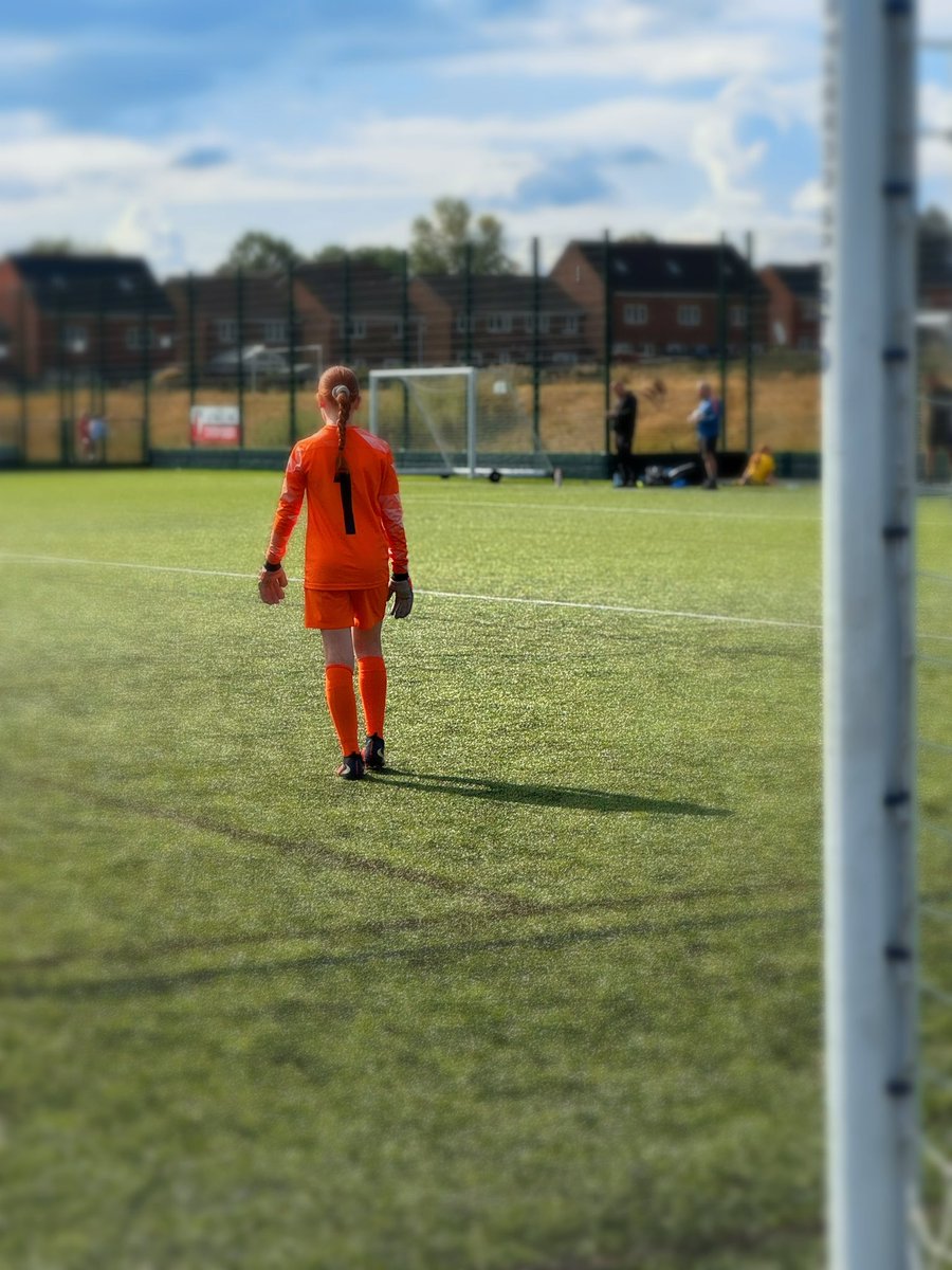 amberr0se91's tweet photo. Wigan girls premiership season starts next week! Can’t wait for a new season with my No1! 
Nothing better than watching Georgia do what she loves! 
#lionesses #football #newseason #goalkeeper #girlsfootball https://t.co/Uh4yM91Af7