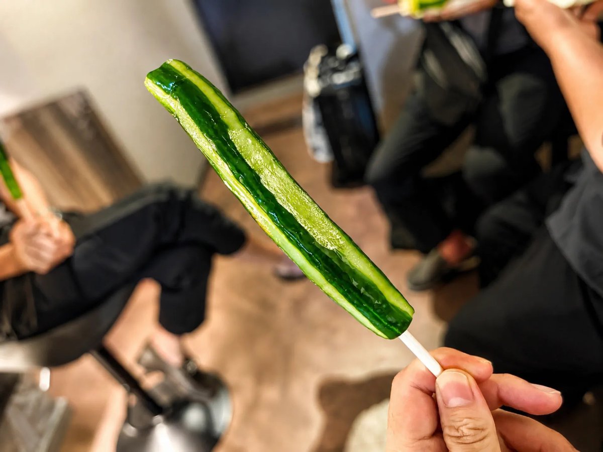 42fortuna's tweet photo. 【福岡で「共に前に進める仲間」を見つけよう】

軽い出会いではなく、仕事や人生の方向性を考える者同士が対等に支え合える関係を築く場所。
カフェ会や朝活も開催中の福岡エンタメ研究所で、あなたも最初の一歩を踏み出してみませんか？

【参加お申し込みはこちら】
https://t.co/b4gaEj3glD https://t.co/6EXsDuwCJQ