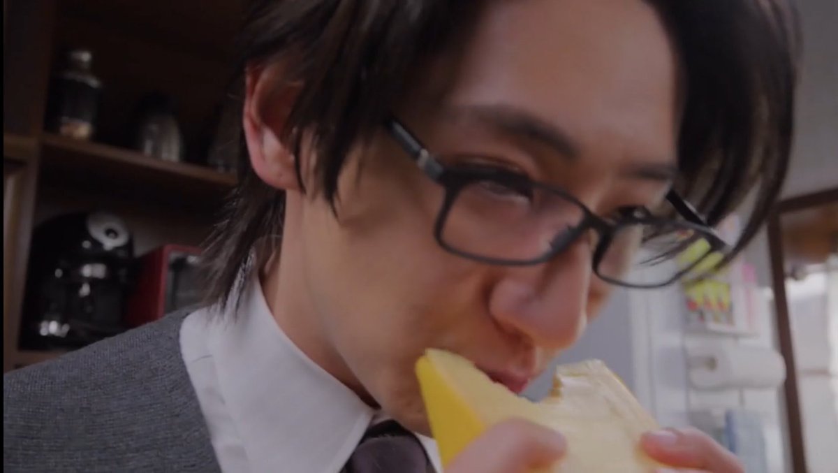 MEISTERBUTLER's tweet photo. / this cheese business gets SERIOUS https://t.co/7Hzbmo1hTB