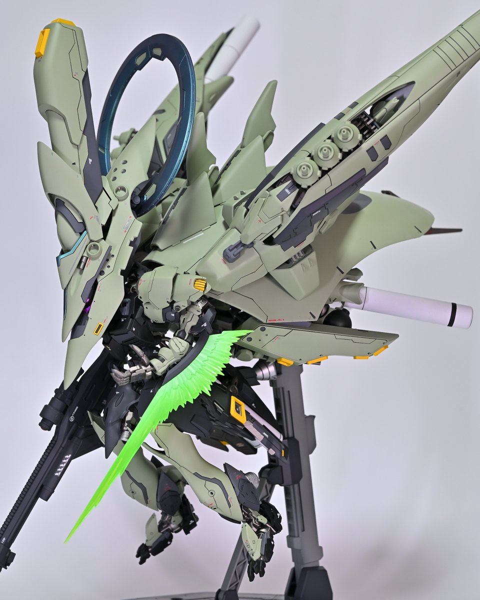 Katori_13's tweet photo. 久しぶりのガンプラ完成品なのに沢山の反応ありがとうございますm(__)m
今後予定している展示会には持っていくと思うので良ければ見てやって下さい！ https://t.co/0LJxdCHh49