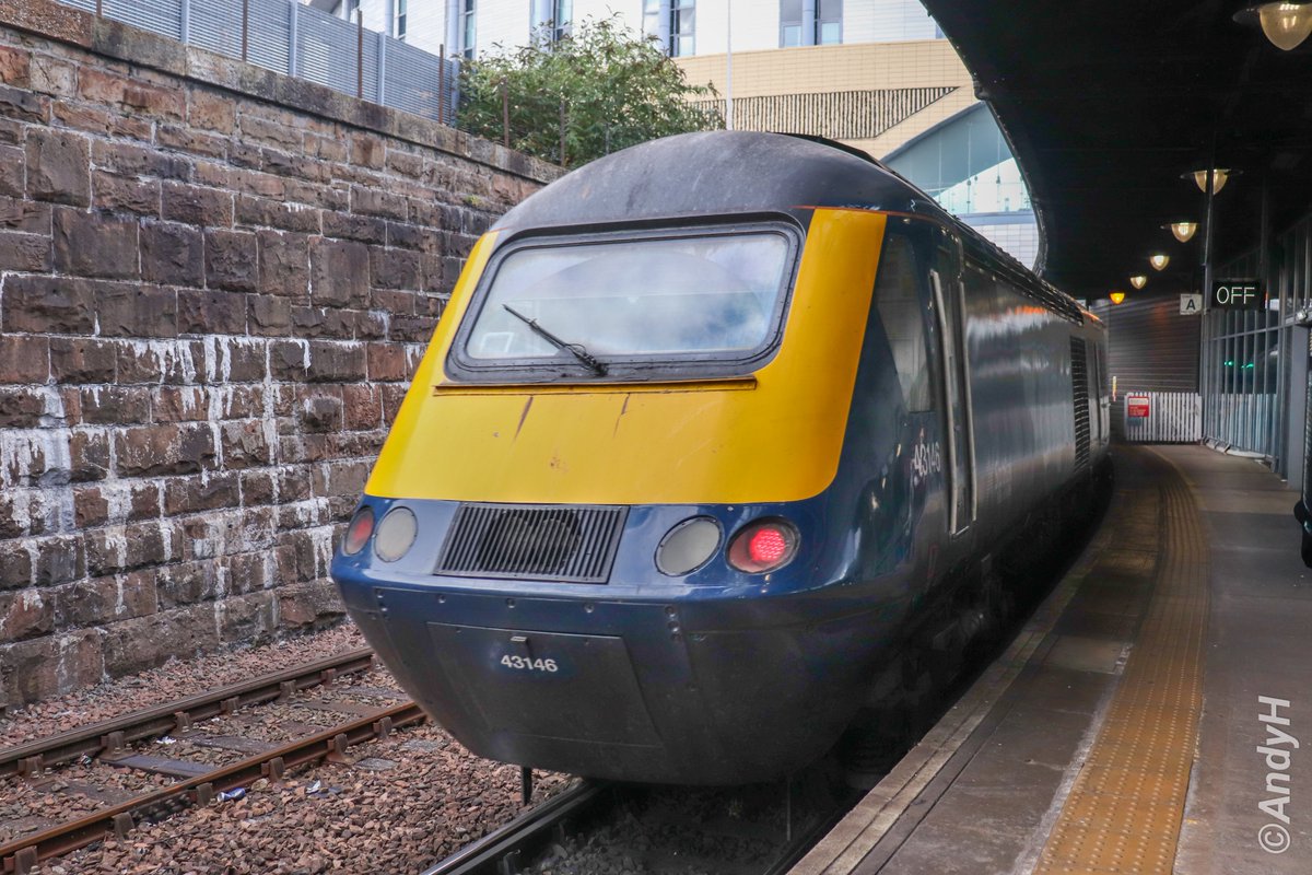 holtona72's tweet photo. Dundee. Not an easy station to get decent photos of the #InterCity7 #HST sets. Here is @ScotRail 1A49 15.39 Glasgow Queen Street to Aberdeen with 43176 leading & 43146 on the rear after our run on them from Glasgow. #ScotRail 8/9/26 https://t.co/oNMl9HGWX4