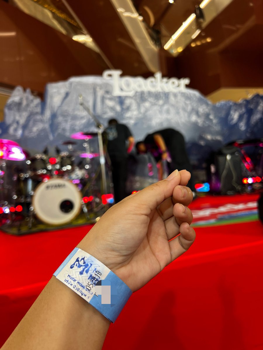 kaew_snap's tweet photo. มาแล้วคับ ลูกสาว ลกฟ. ครั้งแรกของปุย 
@PuimekSter 
#Puimekster #ปุยเมฆสะเต้อ
#Loacker #ALLFORGOODNESS https://t.co/59w3vexrLJ