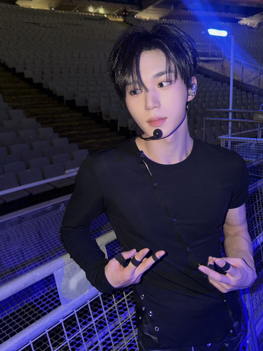 ALD1_official's tweet photo. Music Bank in Barcelona

#ALPHADRIVEONE #ALD1
#알파드라이브원
#JUNSEO #준서 https://t.co/9oIPMqVM2R
