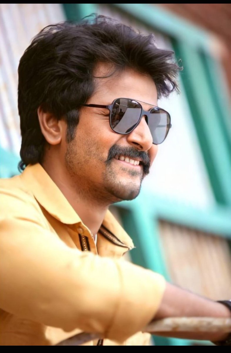 nandhaskfc's tweet photo. வாழ்றதுக்கு எப்படி நண்பன் முக்கியமோ
அதே மாதிரி ஜெயிக்கிறதுக்கு எதிரி முக்கியம் 📌
#8YearsofSeemaraja https://t.co/V5g1uZZznr