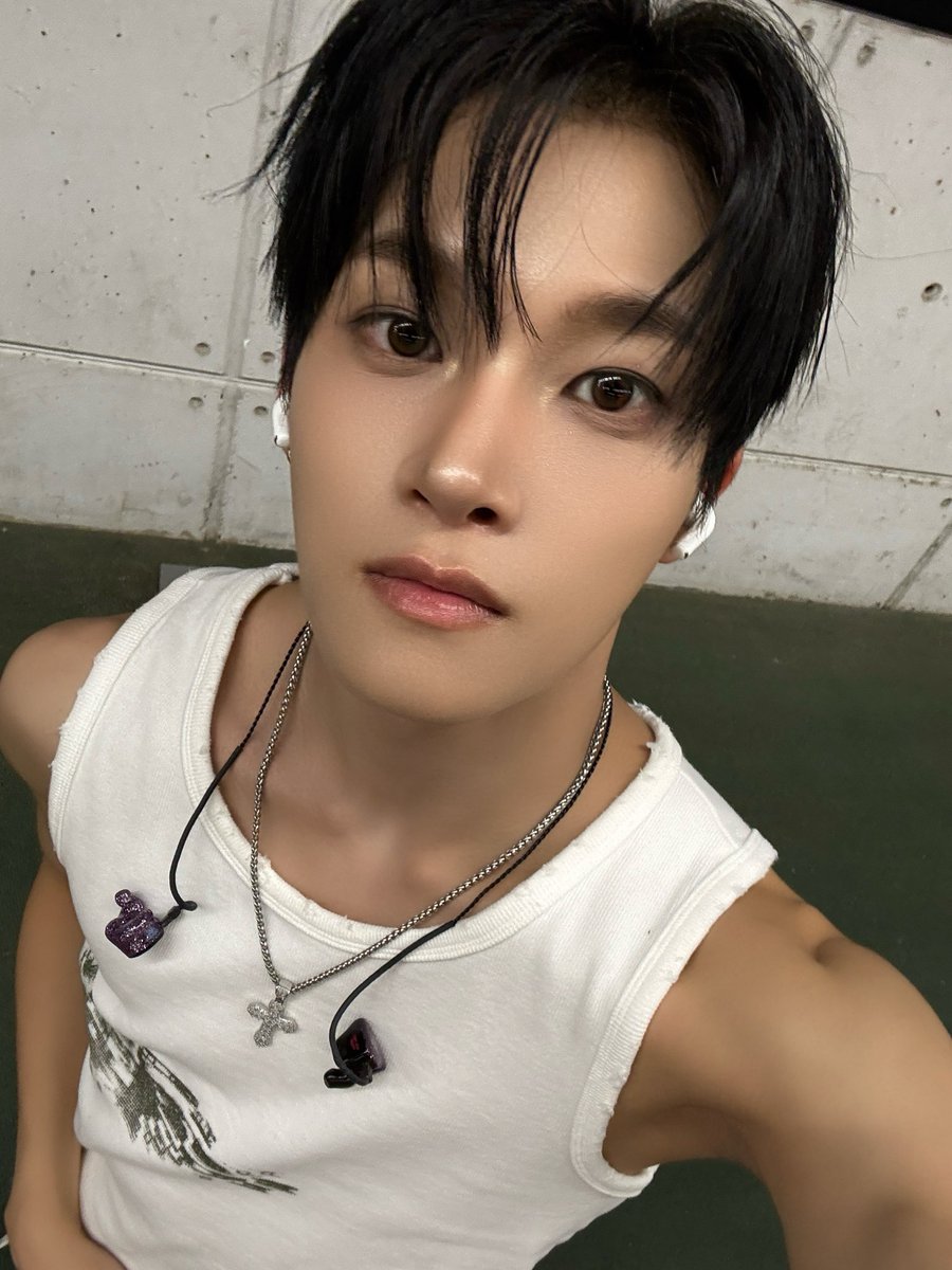 xikers_official's tweet photo. [#준민] 🇪🇸
#xikers #싸이커스 https://t.co/zmgrBO4e8J