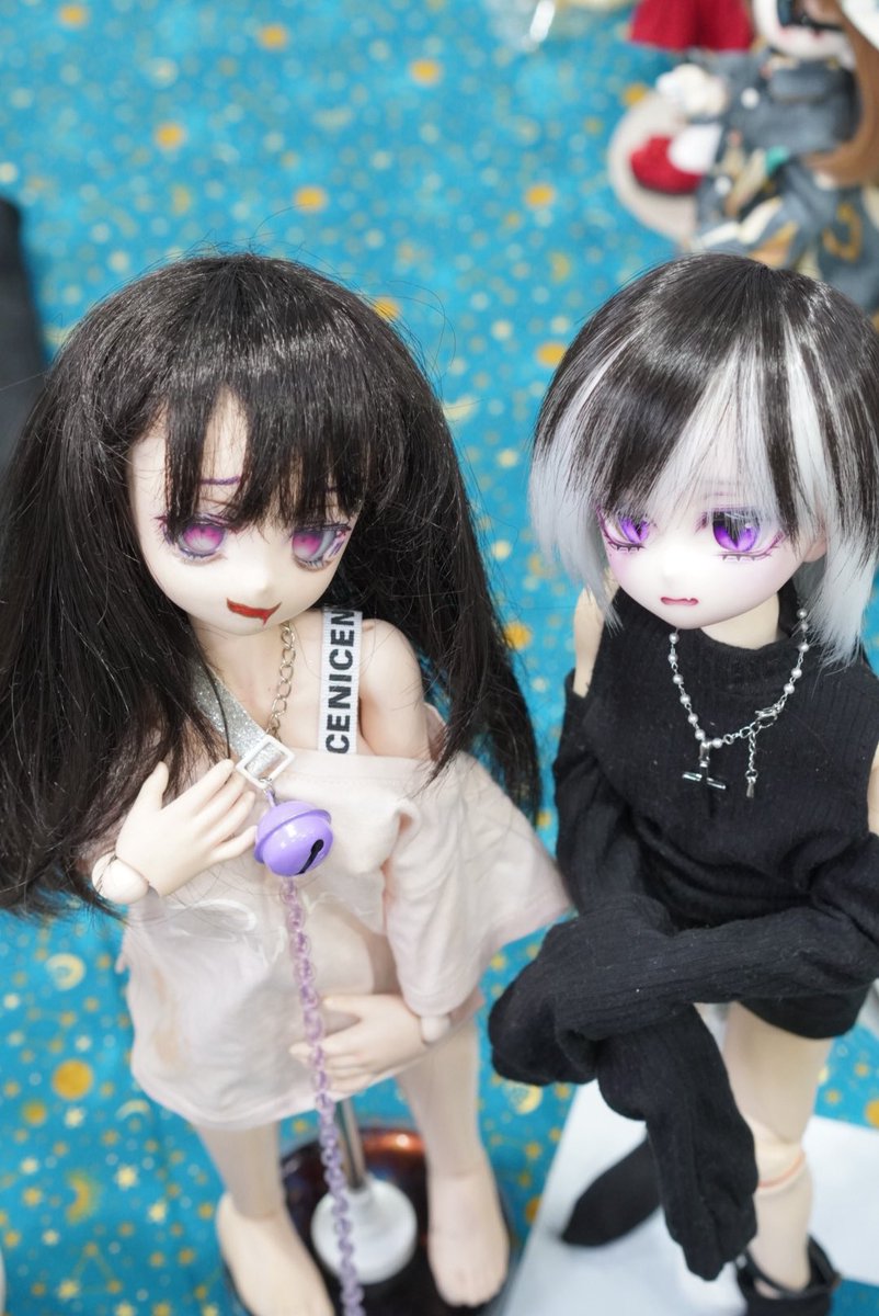 otoshigoto02's tweet photo. ヘッド番号同じなのはあるけど、なんだか似ている2人 https://t.co/FGwA5FGc7w
