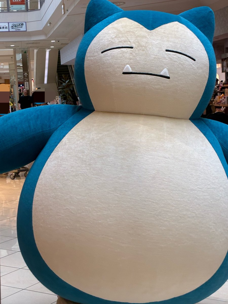 yocchi_DQ10's tweet photo. 横から見てもまんまる🥰歩き方可愛すぎる！
#カビゴンと眠活 https://t.co/2lpOimJzq8