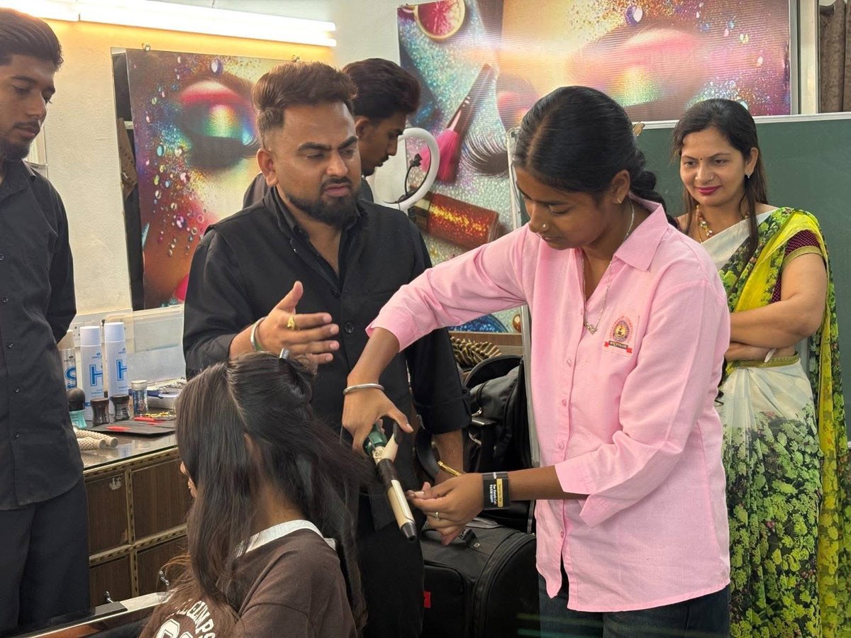 HKCKapurthala's tweet photo. The Department of Cosmetology at Hindu Kanya College, Kapurthala organized a Workshop on 'Hair Styling and Haircuts' on 12th September 2026. The Resource Person, Mr. Tushar Bansal, an International Hair Trainer provided an insightful and practical demonstration on various hair https://t.co/FZrwo2lzI7