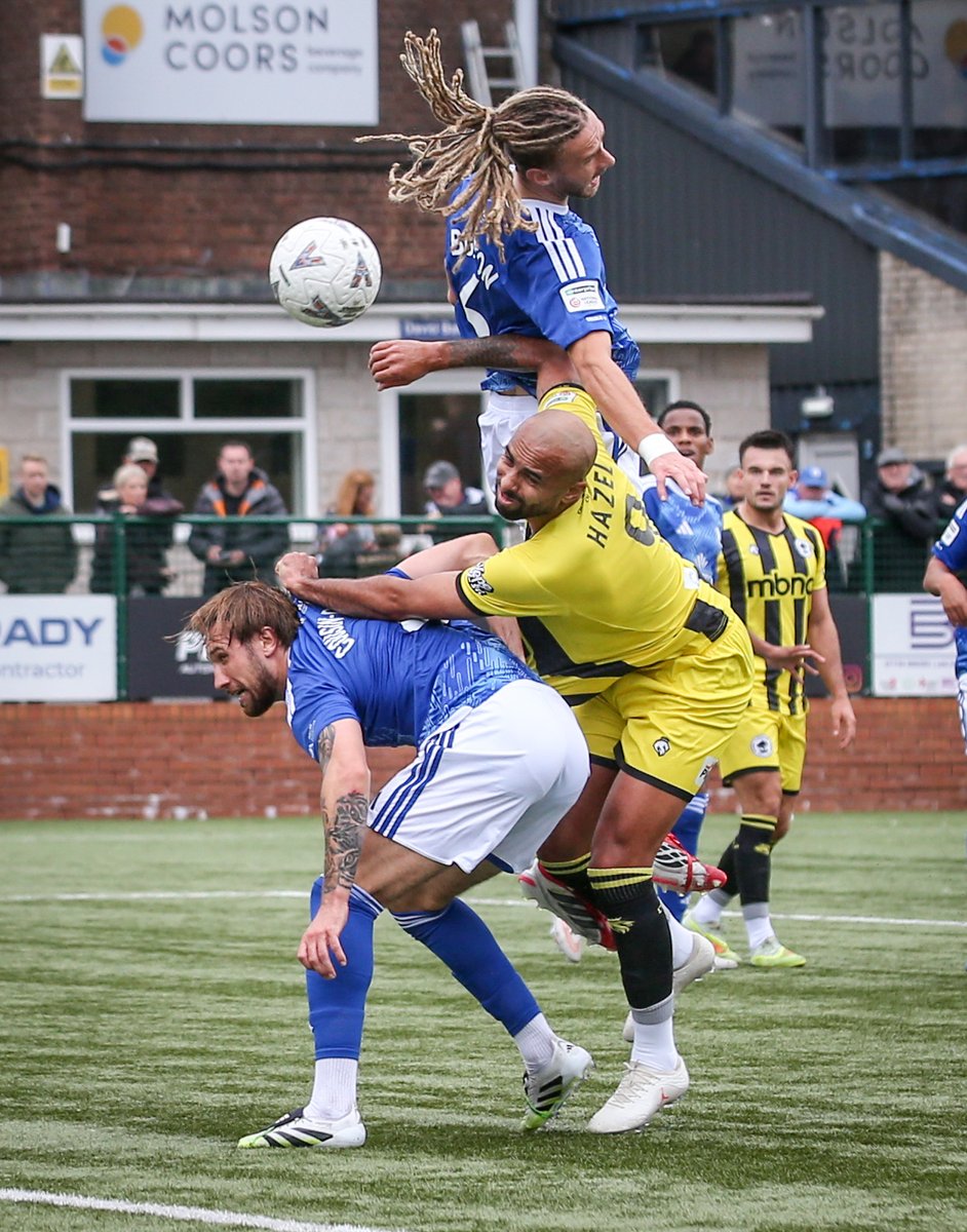 devarick's tweet photo. Defeat in Derbyshire. Mistakes at the back proved costly. 💙🦭💙
@Buxton_FC 3 1 @ChesterFC 
gallery 👇
https://t.co/14i712G53e https://t.co/tvGBaeBACe