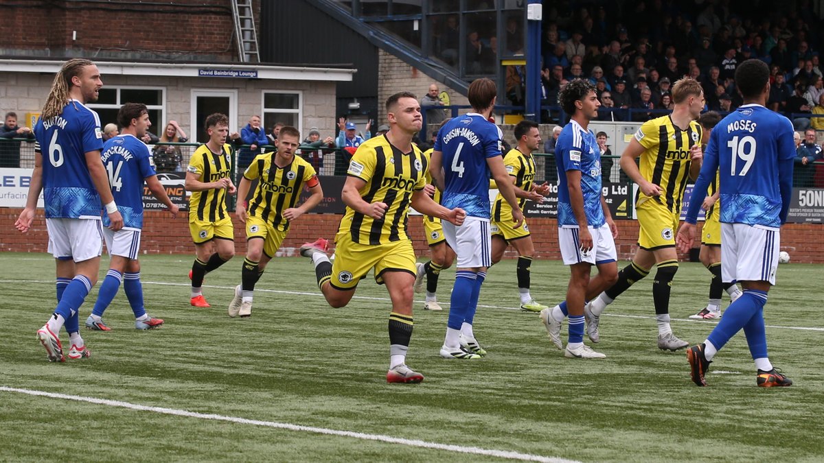 devarick's tweet photo. Defeat in Derbyshire. Mistakes at the back proved costly. 💙🦭💙
@Buxton_FC 3 1 @ChesterFC 
gallery 👇
https://t.co/14i712G53e https://t.co/tvGBaeBACe
