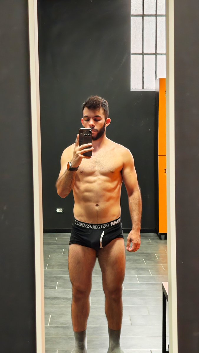 elmrm4's tweet photo. Workout fatto! https://t.co/zwHJgdZ08l