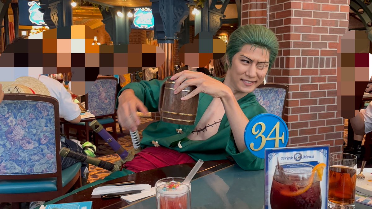 mohuwa88's tweet photo. イケメン過ぎてしんどい https://t.co/JfHJGgbaft