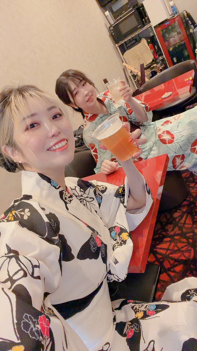 rinco_s0128's tweet photo. お祭りだあ〜〜〜🍻🍻🍻🍻🙌✨

 #Rincoの毎日びーる https://t.co/eP1M5PeOtb