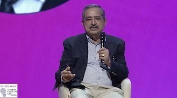 IndianTechGuide's tweet photo. 🚨 UPI can’t remain free forever, Consumers would rather pay a small fee for certain UPI transactions than insisting on a free service.

- NITI Aayog VC Ashok Lahiri. https://t.co/JDGEhal2Qu