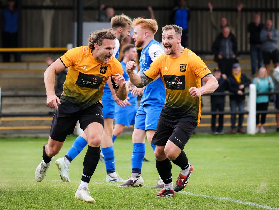 MikeAmosBlog's tweet photo. Eight goals in a great match at @crooktown_afc  v @ThornabyFC_    @NonLeagueCrowd   @NonLeaguePaper Read more on https://t.co/Ix0VSXAClY https://t.co/MgBk4qV84h