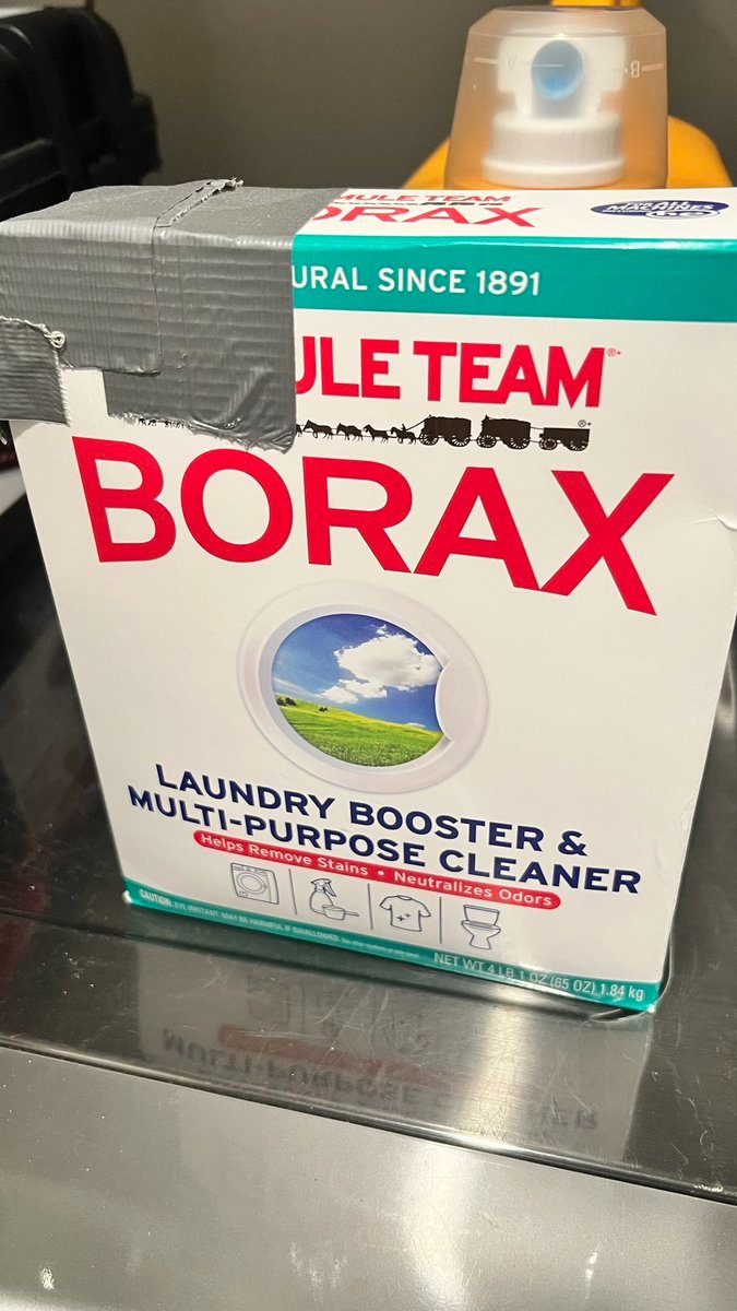 Fa21519230's tweet photo. 🚨🚨 EL BORAX ELIMINA EL FLÚOR
“El borax fue rápidamente prohibido en 32 países después de que se descubriera que elimina el flúor del cuerpo.
Curioso cómo funciona eso….”
Borax mata pulgas y garrapatas en las áreas de tus mascotas al aire libre...
🐚EL BORAX, LA SUPERCURA
👉🏻Artritis
👉🏻Osteoporosis
👉🏻Osteoartritis
👉🏻Espolones
👉🏻Depósitos de calcio
👉🏻Lupus
👉🏻Autoinmune
👉🏻Hormonas
👉🏻Hongos/Flúor
👉🏻Cándida
👉🏻Tiña
👉🏻Tinea versicolor
👉🏻Insomnio
👉🏻Piel
👉🏻Impotencia
👉🏻Morgellons
👉🏻Estelas químicas
“He usado borax durante muchos años. Comencé a usarlo como una herramienta contra mi artritis y descubrí que era útil para descalcificar mi pineal después. O al menos 15 años sin pasta de dientes con flúor u otros productos, y hice una 'limpieza intensiva de la pineal' en 2012 que fue un verdadero shock para mí. El borax evita que se obstruya de nuevo.”
🐚 INSTRUCCIONES PARA EL CABELLO CON BORAX
👉🏻Para usar borax en tu cabello, disuelve 1 taza de borax en 1 galón de agua pura
👉🏻Guarda esta solución en la ducha
👉🏻Vierte 1-2 tazas de esta solución en tu cabello (en lugar de champú), y asegúrate de que llegue al cuero cabelludo
👉🏻Deja que la solución repose en tu cuero cabelludo y cabello durante unos minutos, enjuaga
👉🏻Si encuentras que el método del borax reseca tu cabello, toma una pequeña cantidad de aceite de coco y masajéalo en tu cabello. Es posible que no tengas que usar la solución de borax más de una o dos veces por semana
“He estado tomando borax, 1/8 de cucharadita durante 3 días seguidos y 2 días de descanso, durante 2 años ahora. La artritis ha desaparecido, mis encías por alguna razón están más sanas y fuertes, no hay dolor en las rodillas, la piel está clara: me veo mucho más joven. También agrego una taza o dos a un baño caliente al menos una vez por semana. ¡Ya no más dolores y achaques!”
🐚DR. KAYALI, EXPERTO EN BORAX Y MÉDICO, SUGIERE
👉🏻2 veces al día, 1/2 cucharadita diluida en agua tibia; puedes agregar agua fría encima y algo de limón para el sabor
👉🏻Para personas con cáncer, haz una pasta: 1 cucharadita de borax, 1 cucharadita de miel, 2 veces al día
👉🏻Tu cuerpo está desintoxicándose, así que puedes experimentar algo de picazón en la piel; si quieres, puedes empezar con 1/4 de cucharadita al día e ir aumentando
👉🏻Cuanto más efecto de desintoxicación tengas, más lo necesita tu cuerpo.
“El borax es incluso mejor que el bicarbonato de sodio para usar.
Comencé a beber mi agua destilada con 1/2 cucharadita de borax por galón de agua; ahora estoy agregando más.
Borax: lee el artículo 'la conspiración del borax', muy esclarecedor.
Limpia tu pineal de metales pesados y el resto de tu cuerpo.
Extrae el calcio de tejidos blandos y otros lugares inapropiados cuando se toma con magnesio, y luego lo devuelve a tus huesos donde debe estar.
El borax también es efectivo contra otros hongos y puede eliminar la cándida del cuerpo.
Revierte la artritis con el tiempo. Lo sé porque mi dolor constante en la espalda y las caderas ha desaparecido ahora. Mis manos ya no están hinchadas en cada articulación.
También he perdido 10 libras de fluido tóxico y grasa alrededor de mi área abdominal, y no hice nada más que cambiar a agregar 1/2 cucharadita de borax a toda el agua que ingiero.”
🟪BAÑO DE DESINTOXICACIÓN
👉🏻1 taza de bicarbonato de sodio
👉🏻1 taza de sal de Epsom
👉🏻1 taza de borax
👉🏻1 taza de sal del Himalaya
👉🏻sal mineral o sal marina
👉🏻Remoja el tiempo que puedas