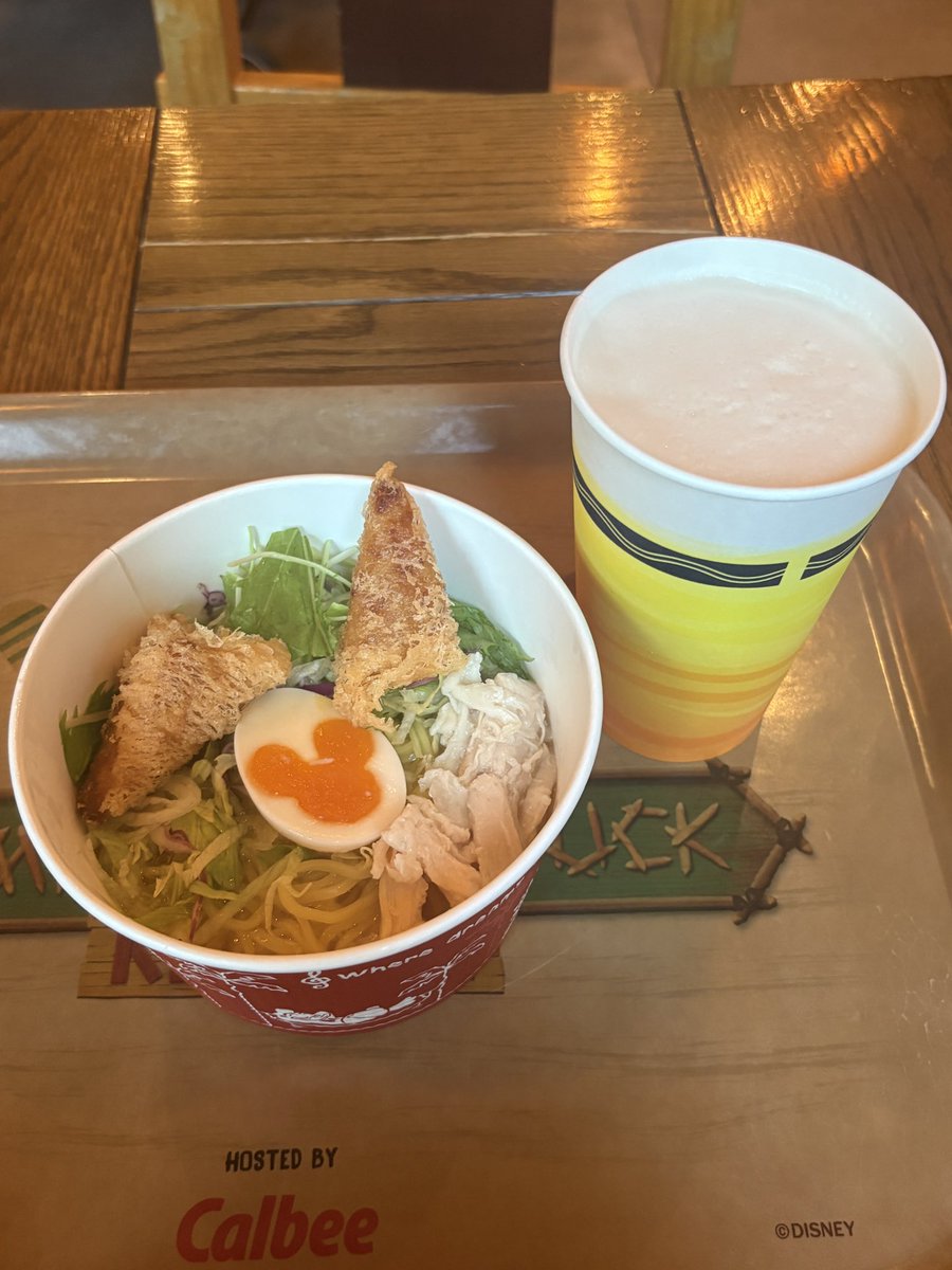 39moty's tweet photo. 誰もいなかったから1人インパ！
ラーメンとビールキメてリーチに備える🍜🍻 https://t.co/iHZf09EVmu